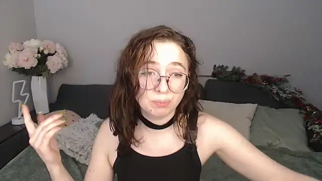 Mini Diva online show from January 10, 9:13 am