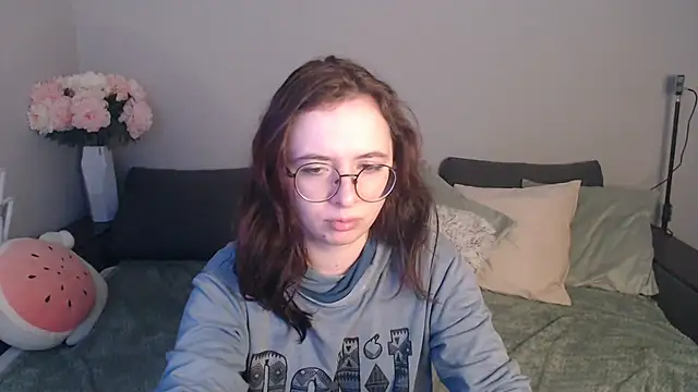 Mini Diva online show from March 16, 9:05 am