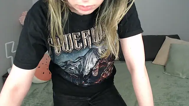 Mini Diva online show from September 12, 8:03 am