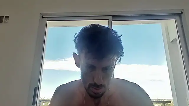 nicolaaaaas online show from January 5, 8:31 pm
