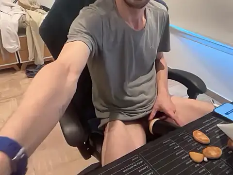 nicolaaaaas online show from October 14, 8:31 pm