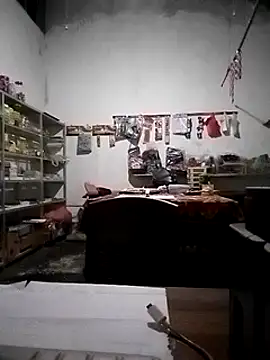 Snapshot of Heman100492 chatting on March 4, 6:18 pm Heman100492 online show from March 4, 6:18 pm