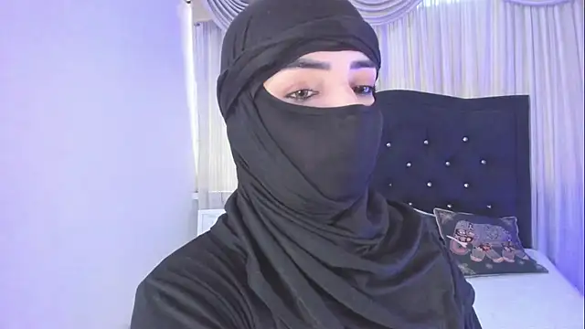 Uzra hayed online show from February 17, 5:41 pm