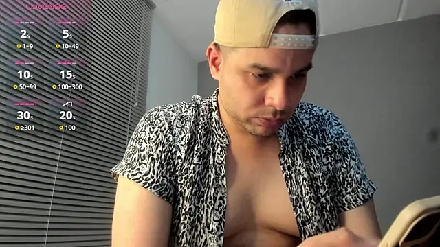 Latin boy surprisee online show from February 3, 12:42 am