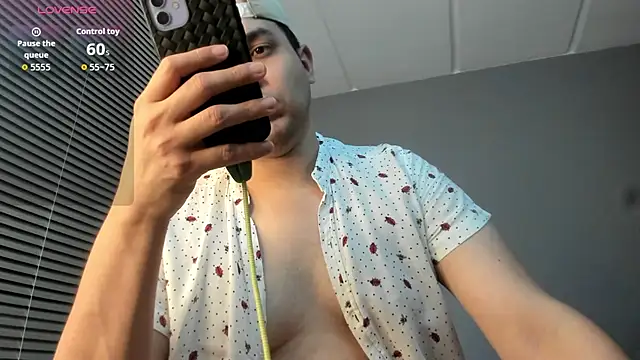 Latin boy surprisee online show from June 25, 12:43 am