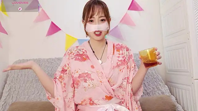 A33-asami online show from August 8, 1:30 am
