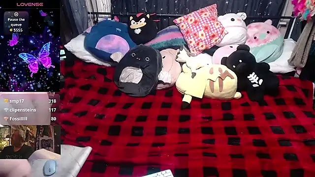 yoursexything79 online show from October 31, 2:01 am