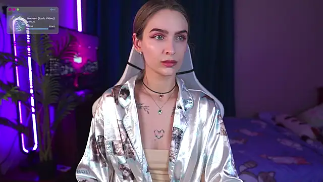 Snapshot of Kamila_icee chatting on October 19, 6:52 pm Kamila icee online show from October 19, 6:52 pm