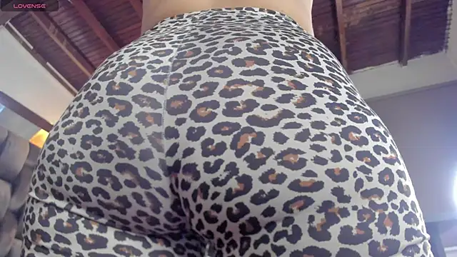 Snapshot of baby_booty chatting on September 9, 11:10 am baby booty online show from September 9, 11:10 am