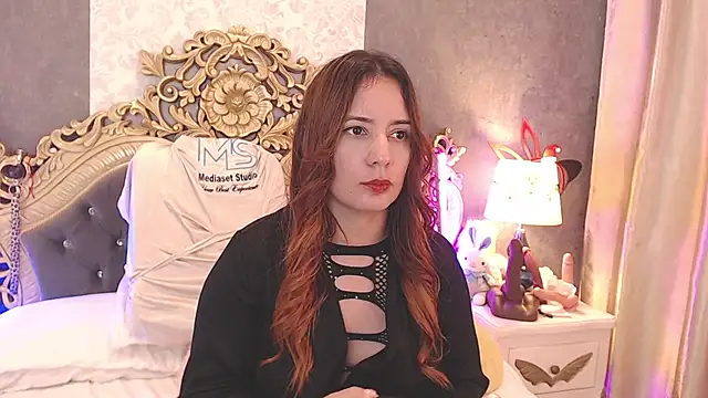 Giselle Noah online show from February 4, 7:31 pm