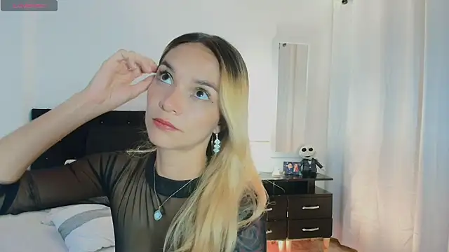 MeganLorensx online show from April 7, 8:42 pm