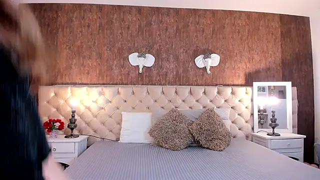 MeganLorensx online show from May 18, 10:48 pm
