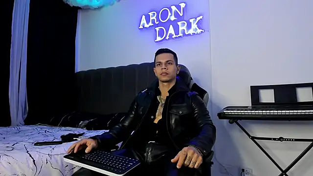 Aron Dark online show from December 29, 11:18 pm