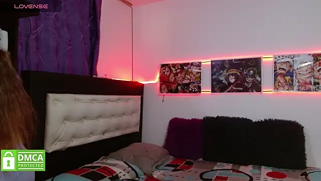 yuliet tayler7 online show from December 12, 7:37 pm