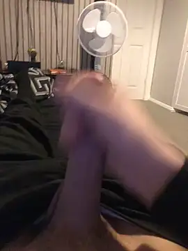 Snapshot of JjjjjjH99999 chatting on December 11, 6:14 am JjjjjjH99999 online show from December 11, 6:14 am