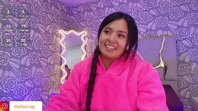 Snapshot of Mellani_tay chatting on March 10, 9:21 am Mellani tay online show from March 10, 9:21 am