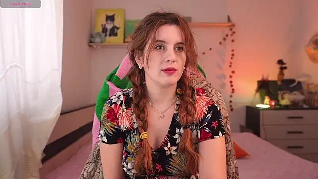 Snapshot of Lisa_sweetheels chatting on March 3, 1:06 pm Lisa sweetheels online show from March 3, 1:06 pm