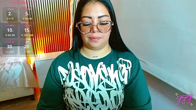 martinna tay online show from July 10, 3:22 am