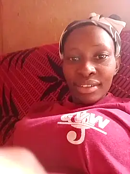 Snapshot of LOVELY-2BERRY chatting on October 7, 6:21 am LOVELY-2BERRY online show from October 7, 6:21 am