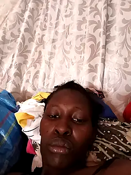 Snapshot of LOVELY-2BERRY chatting on December 19, 6:42 am LOVELY-2BERRY online show from December 19, 6:42 am