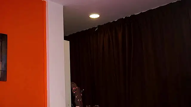 Snapshot of LovingBlondie chatting on March 6, 4:20 am LovingBlondie online show from March 6, 4:20 am