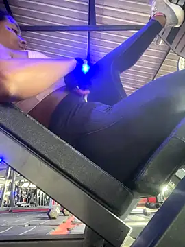 Berry Bans online show from November 19, 5:13 pm