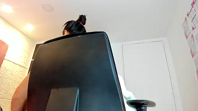 Charlotte Ice1 online show from February 22, 4:09 pm