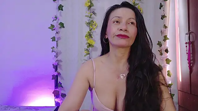 cattaleya1476 online show from July 16, 8:15 pm