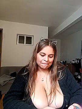 Snapshot of Alex_flair chatting on April 27, 2:26 pm Alex flair online show from April 27, 2:26 pm