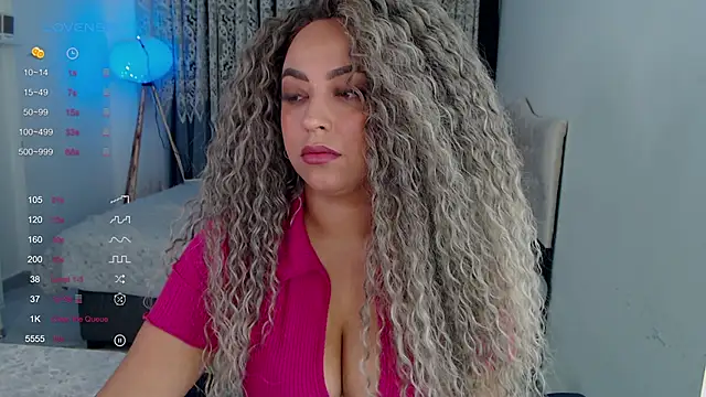  Just a queen 3 online show from October 18, 9:10 am