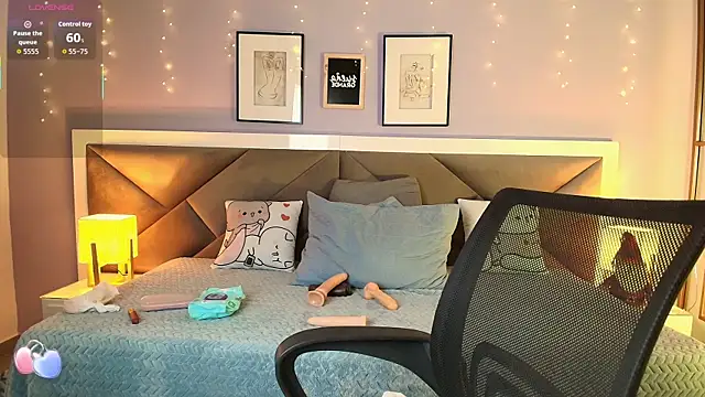 lisa casper online show from December 3, 12:47 pm