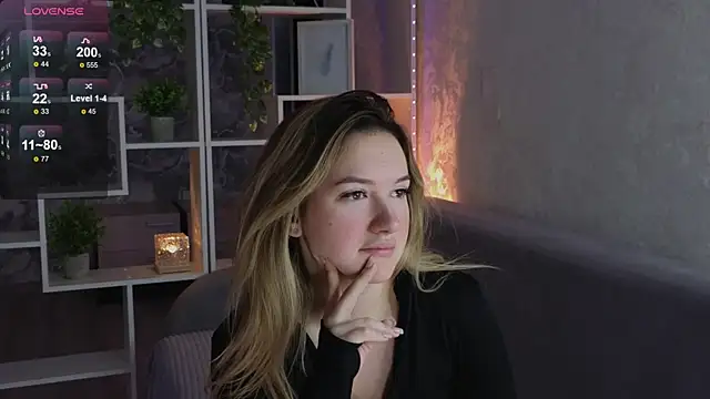 Snapshot of flawless_angell chatting on November 12, 11:47 pm flawless angell online show from November 12, 11:47 pm