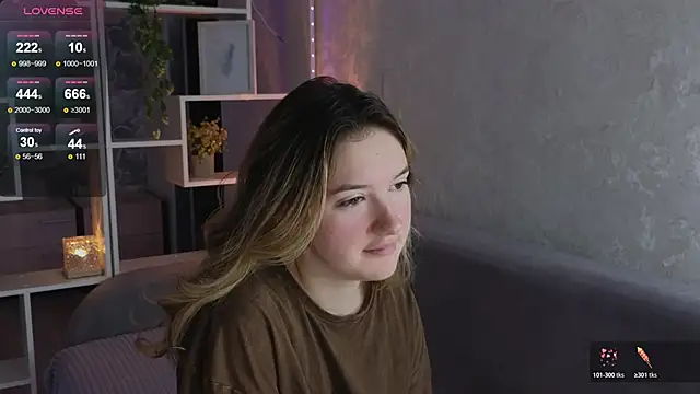 Snapshot of flawless_angell chatting on December 1, 9:58 am flawless angell online show from December 1, 9:58 am