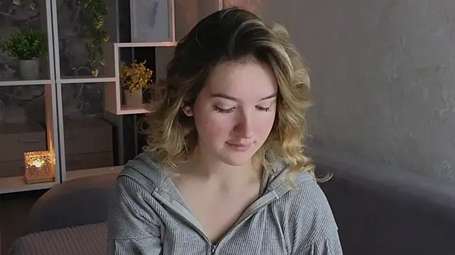 Snapshot of flawless_angell chatting on December 2, 4:18 am flawless angell online show from December 2, 4:18 am