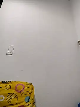 Demiansteven2 online show from December 22, 6:39 am