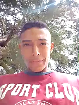 Snapshot of Demiansteven2 chatting on October 13, 6:41 pm Demiansteven2 online show from October 13, 6:41 pm