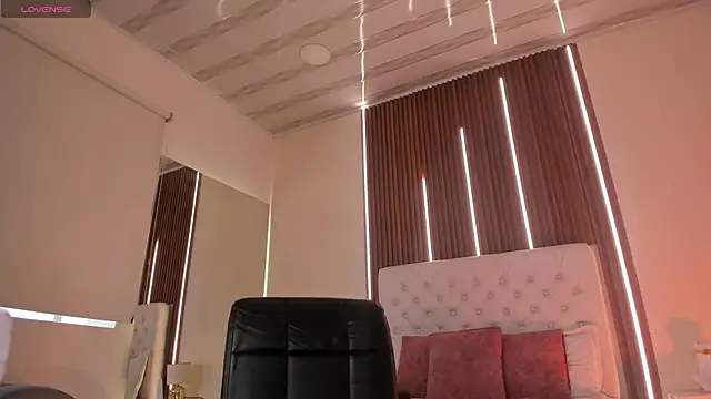 sweetty paulina online show from June 6, 1:38 pm
