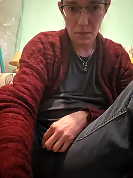 Snapshot of SpiceLea chatting on November 19, 4:18 pm SpiceLea online show from November 19, 4:18 pm