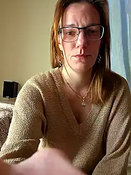 SpiceLea online show from March 16, 9:02 am