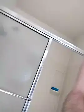 Snapshot of DARemo42O chatting on February 3, 7:31 pm DARemo42O online show from February 3, 7:31 pm