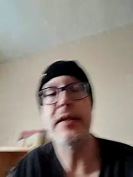 Snapshot of DARemo42O chatting on March 9, 6:21 pm DARemo42O online show from March 9, 6:21 pm