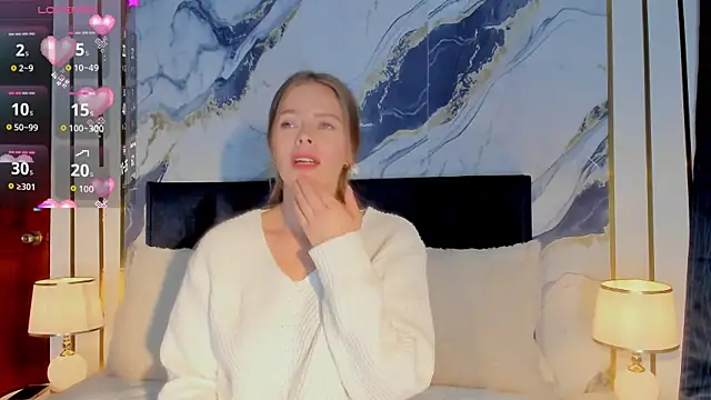 Laurablue online show from June 24, 9:14 pm