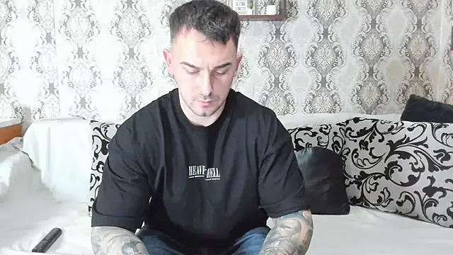 Jonmusclemaster online show from January 18, 7:04 pm