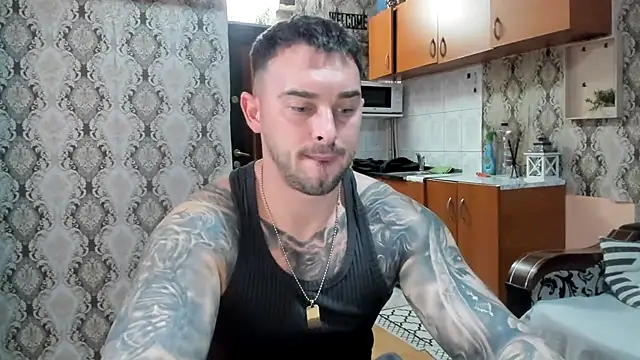 Snapshot of Jonmusclemaster chatting on November 18, 8:46 pm Jonmusclemaster online show from November 18, 8:46 pm