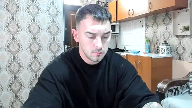 Snapshot of Jonmusclemaster chatting on December 2, 9:10 pm Jonmusclemaster online show from December 2, 9:10 pm