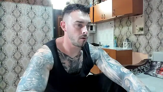 Snapshot of Jonmusclemaster chatting on December 21, 8:38 pm Jonmusclemaster online show from December 21, 8:38 pm