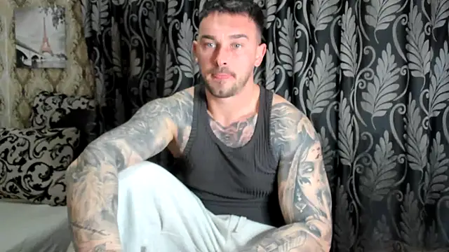 Snapshot of Jonmusclemaster chatting on March 16, 9:08 pm Jonmusclemaster online show from March 16, 9:08 pm