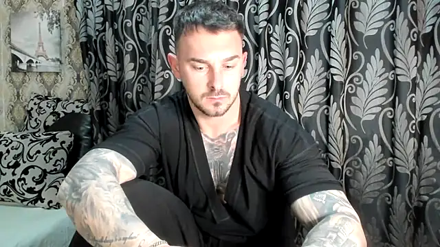 Snapshot of Jonmusclemaster chatting on March 18, 8:56 pm Jonmusclemaster online show from March 18, 8:56 pm