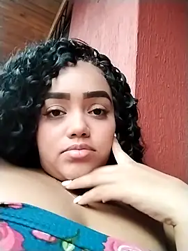 Snapshot of kiara_milf_ chatting on October 4, 10:41 pm kiara milf online show from October 4, 10:41 pm