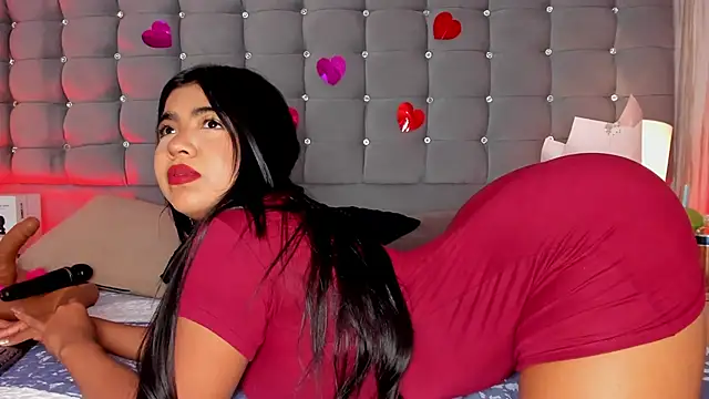 Poacahontasfg online show from February 16, 3:58 am